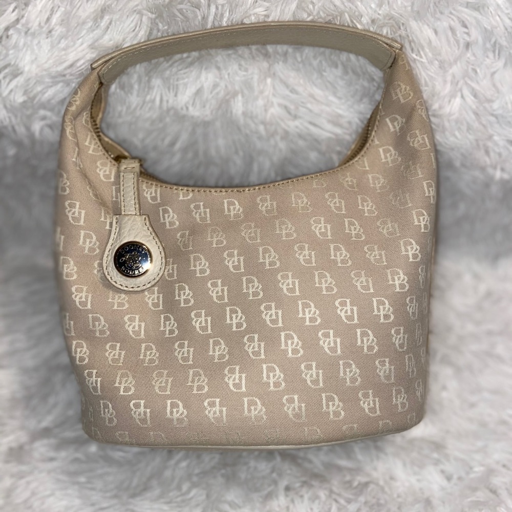 Dooney & Bourke Bag
